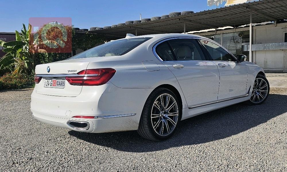 BMW 7-Series